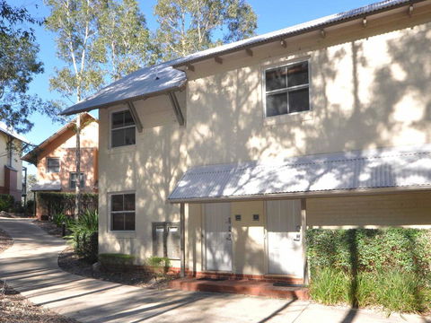 1 Bedroom Executive Villa Located Within Cypress Lakes - Accommodation Tasmania 3