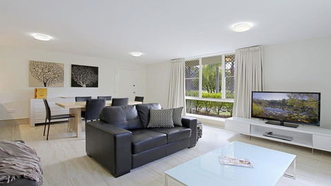 1/56 Lawson Street@Clarkes Beach - Accommodation Tasmania 3
