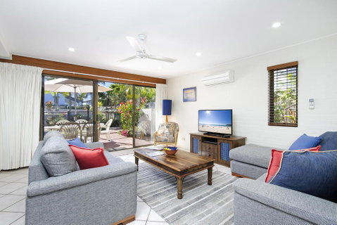 1/67 Noosa Parade - Accommodation Tasmania 2
