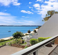 10 'Kiah' 53 Victoria Parade - Waterfront Views AIRCON and Close to the Marina. - Accommodation Tasmania
