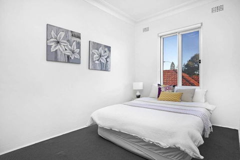 10 South Pacific 2 Bedrooms - Accommodation Tasmania 3