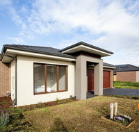 109 Cozy Cranbourne Family House 5Bed2Bath2Parking - Accommodation Tasmania