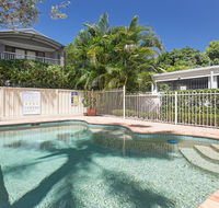 11 'Seashells' 21-23 Magnus Street - pool lift aircon - Accommodation Tasmania