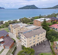 12 'The Helm' 22 Voyager Close - unit in Little Beach with direct access to Shoal Bay Beach - Accommodation Tasmania