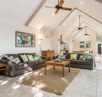 12 Childe Street Byron Bay - Absolute Belongil Summerhouse - Accommodation Tasmania