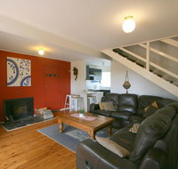 14 Cobbon Crescent Jindabyne - Accommodation Tasmania