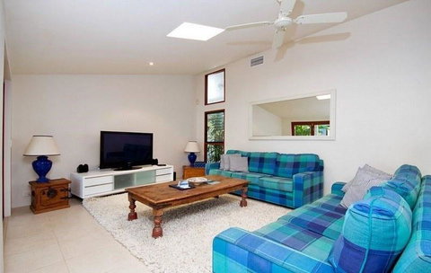 14 Ravenwood Drive - Accommodation Tasmania 3