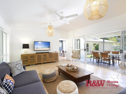 14 Witta Circle - Accommodation Tasmania 1