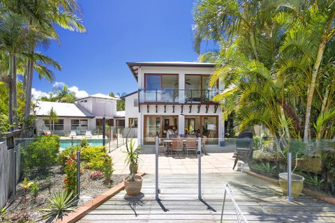15 Cooran Court, Noosa Sound - Accommodation Tasmania 1