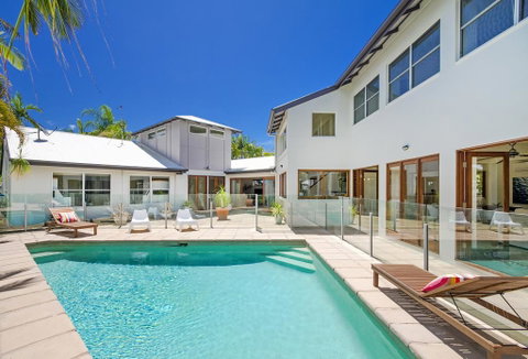 15 Cooran Court, Noosa Sound - Accommodation Tasmania 2