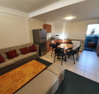16 Lakeview Plaza - Accommodation Tasmania