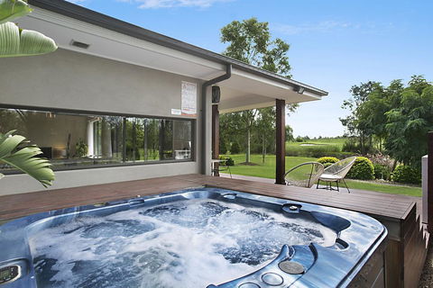 1OAK - Accommodation Tasmania 0