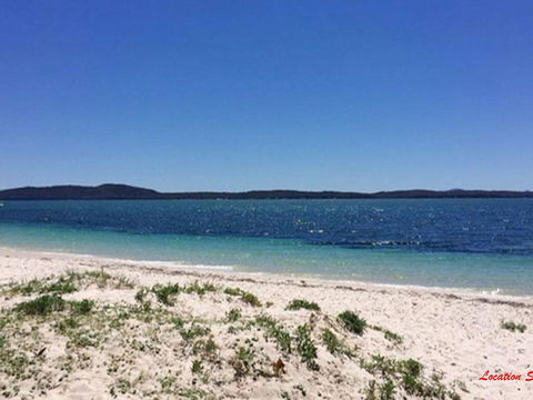 2 'Copacabana', 61 Sandy Point Road - Cute Unit With Water Views From The Balcony - Accommodation Tasmania 3