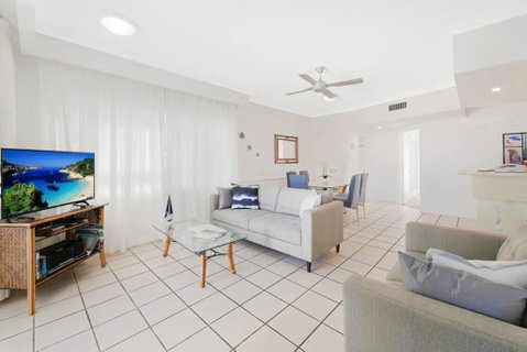 2 Bedroom Alex Unit - Ocean, Pool And Park Views - Accommodation Tasmania 2