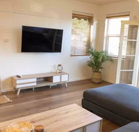2 Bedroom SHORT walk to CBDBEACH and DARBY ST - Accommodation Tasmania