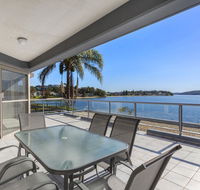 2 The Shores Soldiers Point - Waterfront - Uninterrupted Water Views INCLUDING ALL LINEN  TOWELS Free Wi-Fi - Accommodation Tasmania