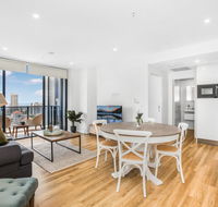 2-Bed Beach Apartment with Pool Parking and Balcony - Accommodation Tasmania