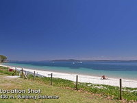 2/11a Christmas Bush Avenue - fantastic townhouse close to Dutchies Beach