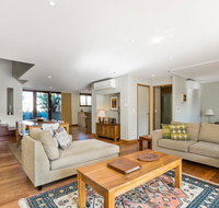 2/21-25 Fletcher Street - Casablanca at Bogarts - Accommodation Tasmania