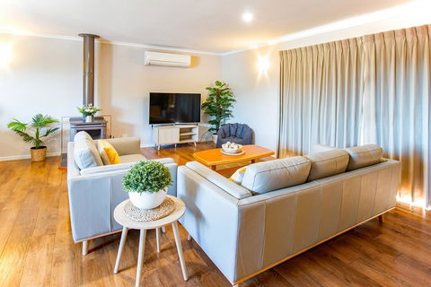 23 Martin Street - Accommodation Tasmania 3