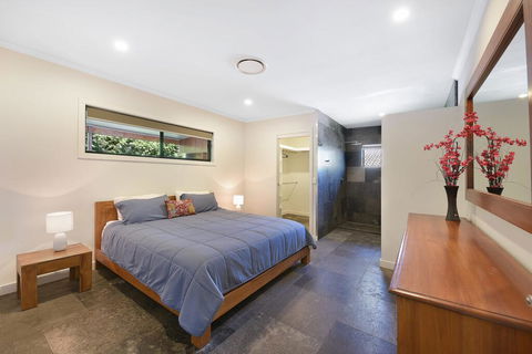 250 David Low Way, Peregian Beach - Accommodation Tasmania 2