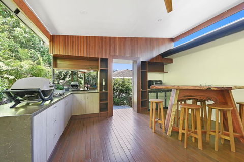 250 David Low Way, Peregian Beach - Accommodation Tasmania 0
