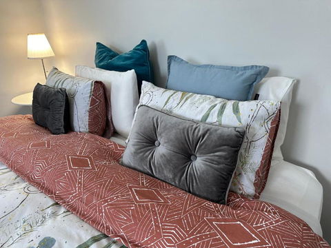 Daisy Cottage On Duke 3BR - Accommodation Tasmania 2