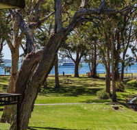 28 'Bay Parklands' 2 Gowrie Ave - pool tennis  stunning views - Accommodation Tasmania