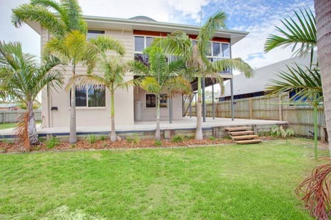 29 Cypress Avenue - Rainbow Beach, Close To The Beach With A Pool - Accommodation Tasmania 0