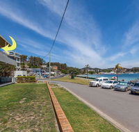 3 'Sunset' 11 Victoria Parade - stunning unit right across from the water - Accommodation Tasmania