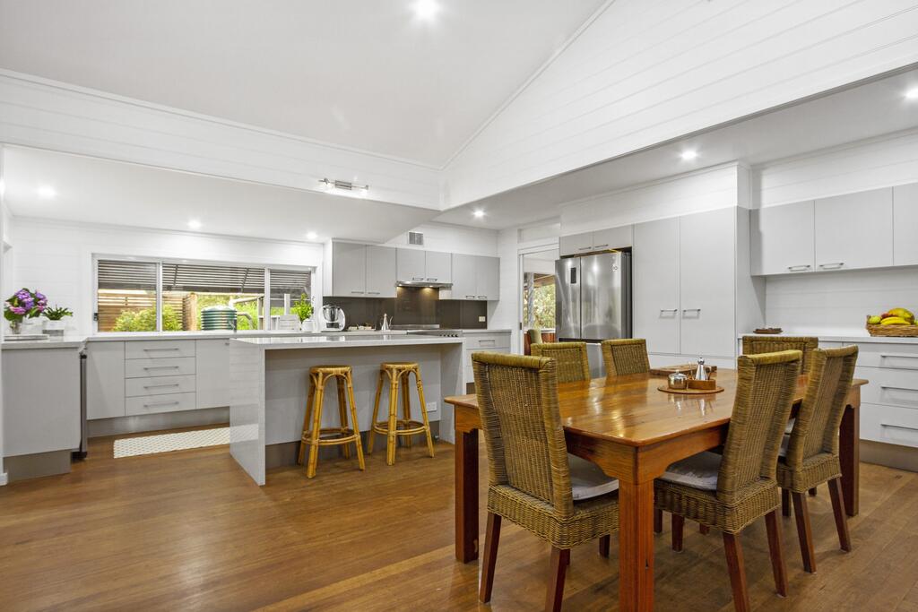 Narrawallee NSW Accommodation Tasmania