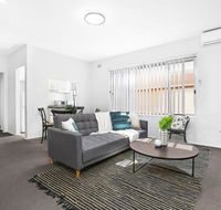 3 South Pacific Apartments - Accommodation Tasmania