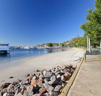 3 Tomaree Street - cute 4 bedroom house with aircon in the heart of town - Accommodation Tasmania