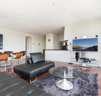 3-Bed Apartment with Parking Near Parks and Dining - Accommodation Tasmania