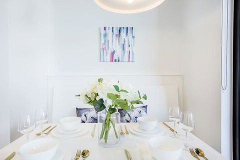 33, Cotton Cloud, LVL48@2BR2BTH Apt, Mel Cen, Freetram - Accommodation Tasmania 2
