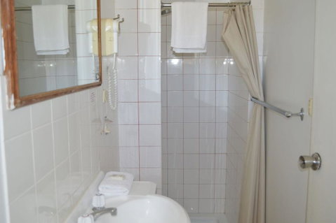 4 Lakeview Plaza - Accommodation Tasmania 1