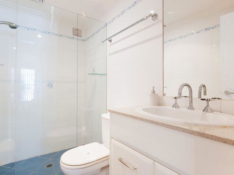 5 'The Outlook', 4 Ocean Parade - Overlooking Boat Harbour Beach And Ducted Air Conditioning - Accommodation Tasmania 2