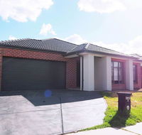 5 Bed 2 Bath big house - Accommodation Tasmania