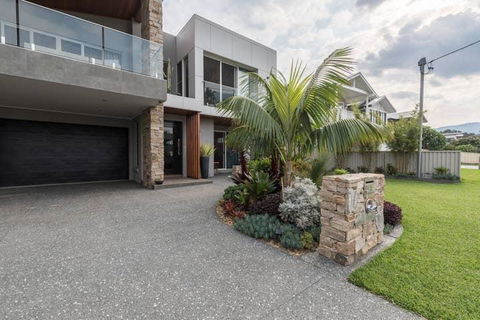 5 Liamina Avenue Apartment - Accommodation Tasmania 3