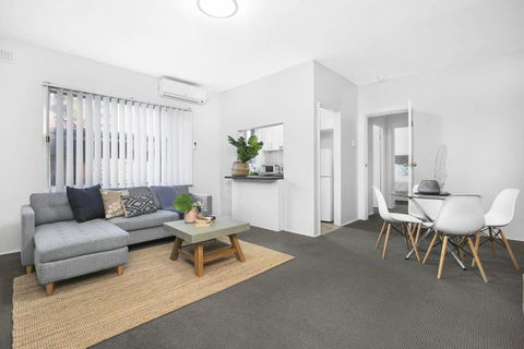 5 South Pacific 2 Bedrooms - Accommodation Tasmania 0