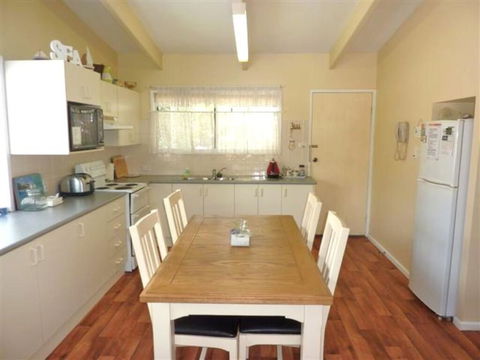 6 Normandy St - Charm At The Inlet - Accommodation Tasmania 3