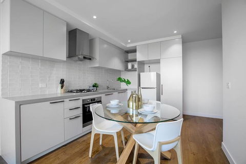 61, Boutique One-bedroom, Boxhill Central, Mall - Accommodation Tasmania 2