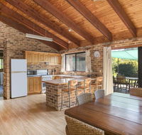 75 River Rd - Tabourie Hideaway - Accommodation Tasmania