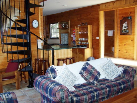 81 On Freycinet - Accommodation Tasmania 3