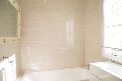 88 Morrisset - Accommodation Tasmania 2