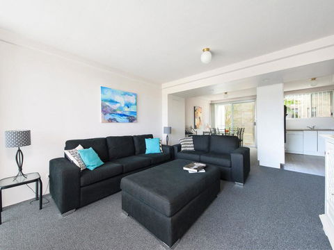 9 Cirrus @ Fingal Bay - Accommodation Tasmania 1