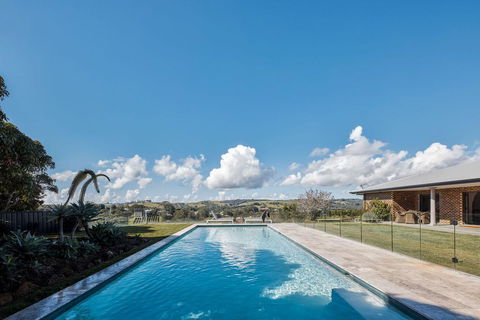 99 Acres Bangalow Retreat - Accommodation Tasmania 0