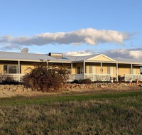 A Better Life Animal Sanctuary FarmStay - Private Two-Bedrooms Lounge Room  Bathroom  Toilet Shared Kitchen - Accommodation Tasmania