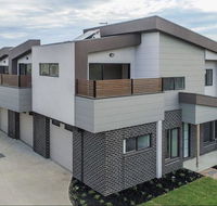 A brand new private townhouse - Accommodation Tasmania