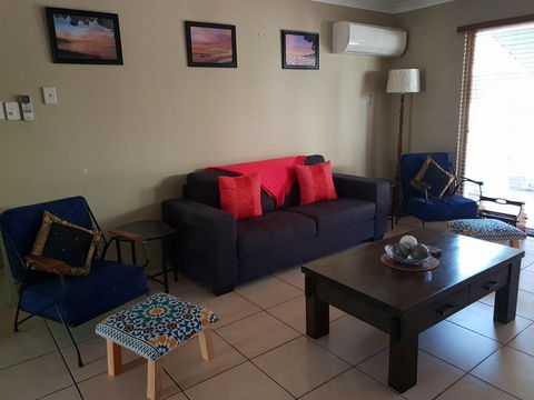 A City Retreat, 2BR Apartment - Reid Park -Townsville - Accommodation Tasmania 0